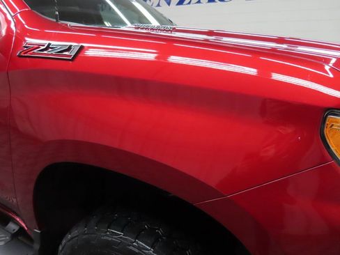 Used 2025 Chevrolet Silverado 1500 RST w/ Z71 Off-Road Package image 27