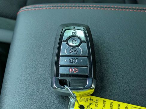 Used 2025 Ford Explorer ST AWD/4WD image 47