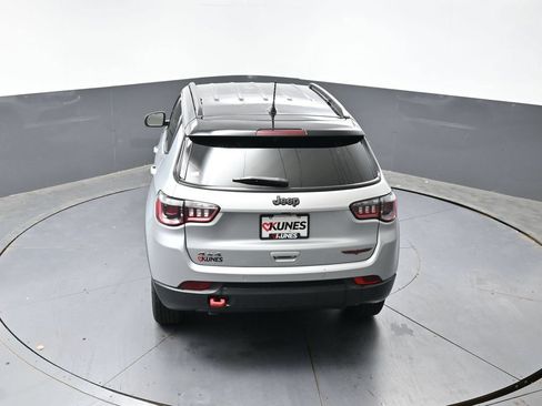 Used 2024 Jeep Compass Trailhawk AWD/4WD image 47