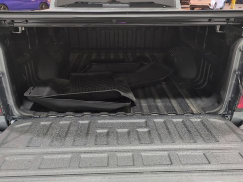 Used 2022 Chevrolet Colorado ZR2 w/ Colorado ZR2 Bison Edition AWD/4WD image 12