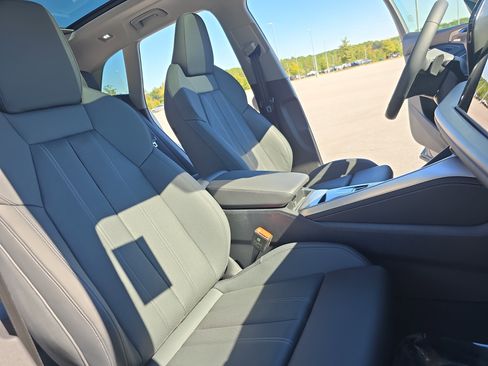 New 2025 Audi Q5 Premium Plus image 10