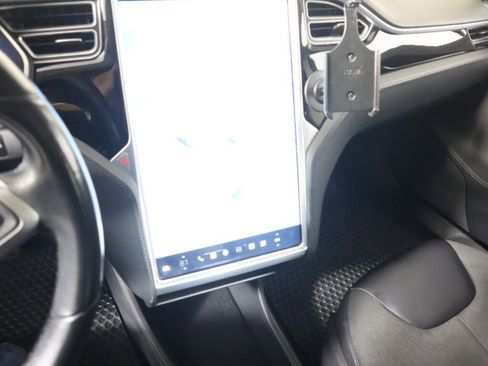 Used 2014 Tesla Model S 60 image 12