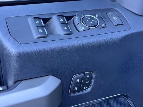 Used 2022 Ford F250 Lariat w/ Tremor Off-Road Package image 29