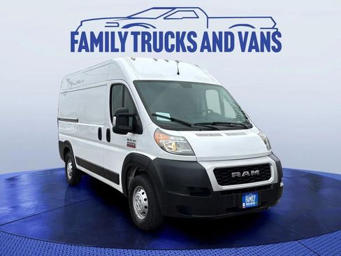 Used 2019 RAM ProMaster 2500 w/ Interior Convenience Group image 7