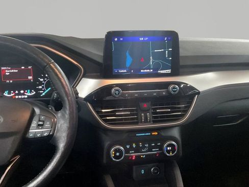 Used 2020 Ford Escape SEL image 11