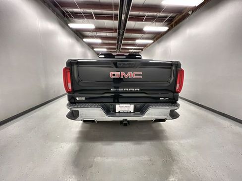 Certified 2021 GMC Sierra 1500 SLT w/ SLT Premium Plus Package AWD/4WD image 4