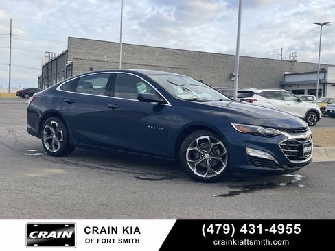 Used 2020 Chevrolet Malibu LT image 1