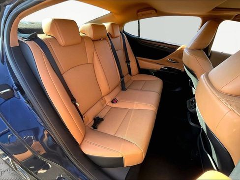 Used 2022 Lexus ES 350 w/ Premium Package image 19