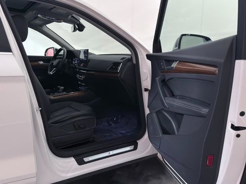 Used 2022 Audi Q5 2.0T Premium Plus image 24