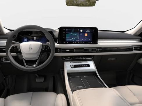 New 2025 Lincoln Aviator AWD w/ Equipment Group 101A image 29