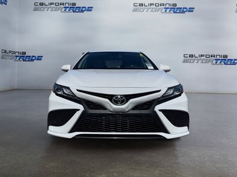 Used 2021 Toyota Camry XSE FWD image 2