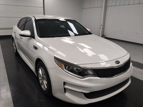 Used 2018 Kia Optima LX w/ Convenience Package FWD image 14