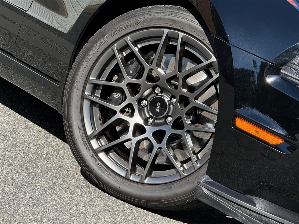 Used 2014 Ford Mustang Shelby GT500 w/ Equipment Group 821A RWD image 29