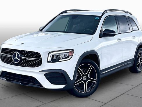 Used 2021 Mercedes-Benz GLB 250 w/ AMG Line image 1
