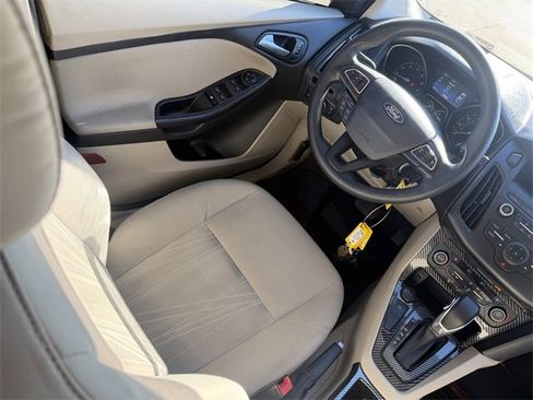 Used 2018 Ford Focus SE image 13