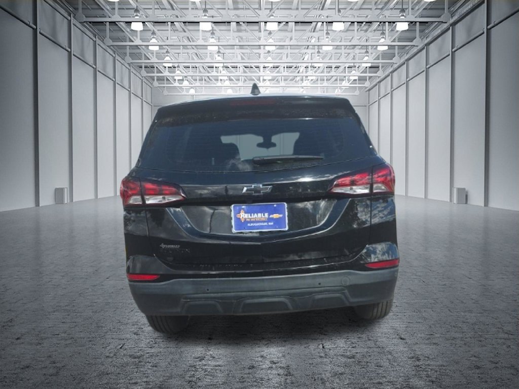 Used 2024 Chevrolet Equinox LS w/ Midnight Edition FWD image 5