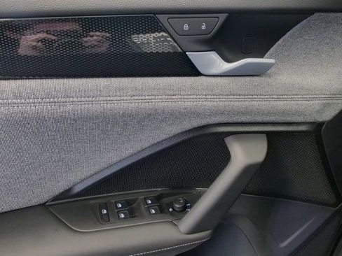 New 2026 Volkswagen Tiguan S image 28