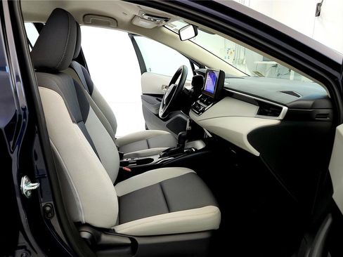 Certified 2024 Toyota Corolla LE image 29