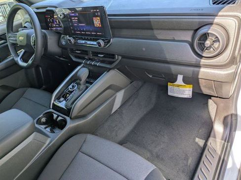 New 2026 Chevrolet Colorado W/T w/ WT Custom Package AWD/4WD image 28
