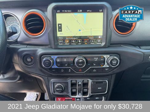 Used 2021 Jeep Gladiator Mojave AWD/4WD image 16