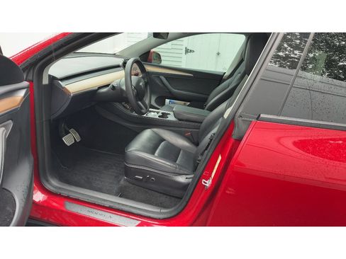 Used 2022 Tesla Model Y Performance AWD/4WD image 5