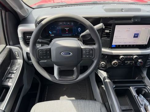 New 2026 Ford F350 4x4 Crew Cab Super Duty image 12