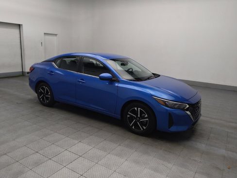 Used 2025 Nissan Sentra SV image 11