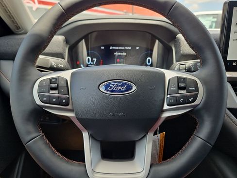 New 2026 Ford Explorer Active w/ Active Comfort Package RWD image 27