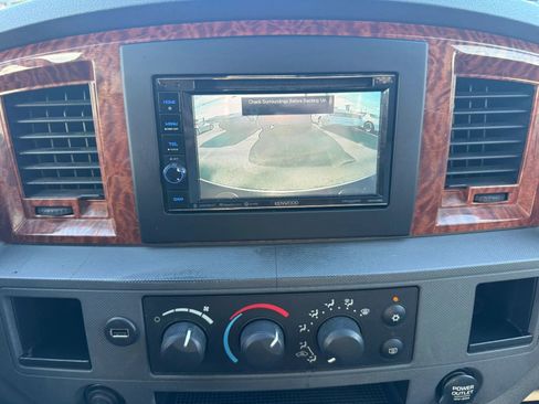 Used 2006 Dodge Ram 2500 Truck SLT image 16