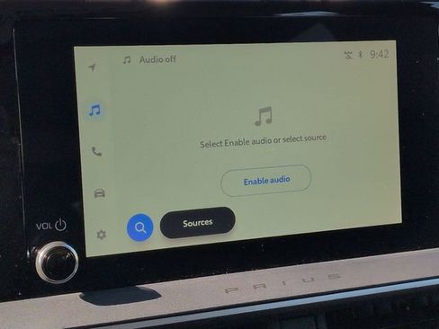 Used 2024 Toyota Prius Prime FWD image 17