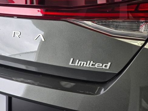 New 2026 Hyundai Elantra Limited image 14