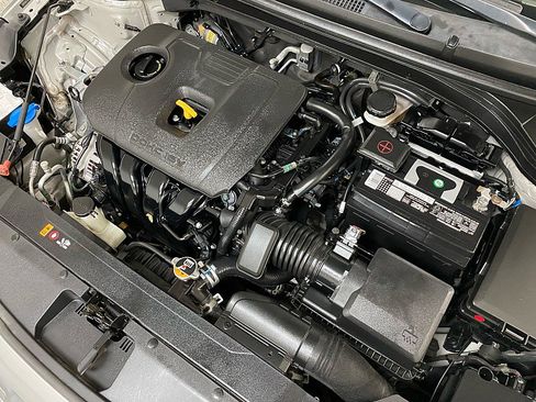 Used 2020 Hyundai Elantra Value Edition w/ Cargo Package (C1) image 19