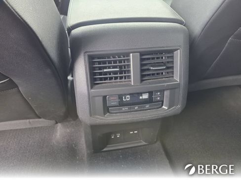 Used 2021 Volkswagen Atlas SEL AWD/4WD image 27