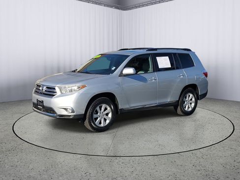 Used 2013 Toyota Highlander SE image 8