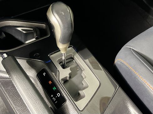 Used 2016 Toyota RAV4 SE image 25