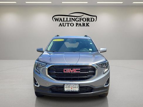 Used 2019 GMC Terrain SLE w/ Driver Convenience Package AWD/4WD image 2