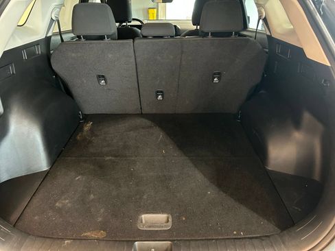 Used 2026 Kia Sportage LX AWD/4WD image 32