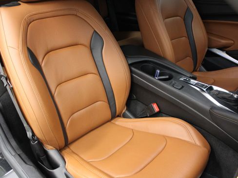 Used 2021 Chevrolet Camaro LT w/ RS Package image 19