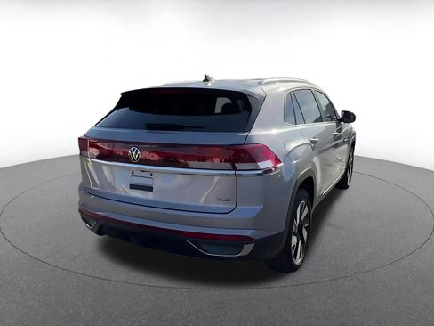 Used 2025 Volkswagen Atlas Cross Sport SE image 14