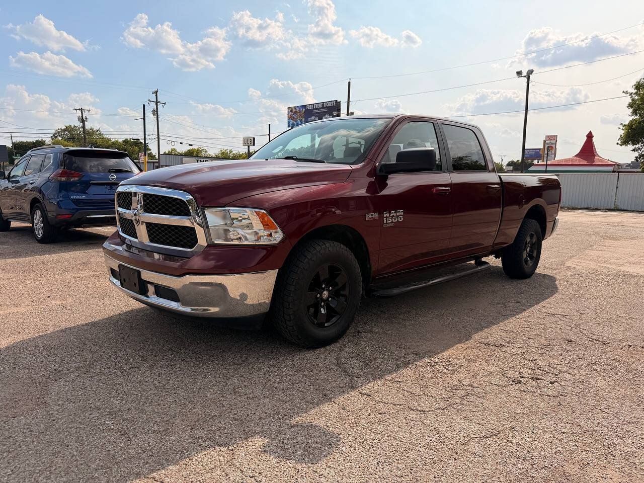 Used 2019 RAM 1500 Classic SLT RWD image 2