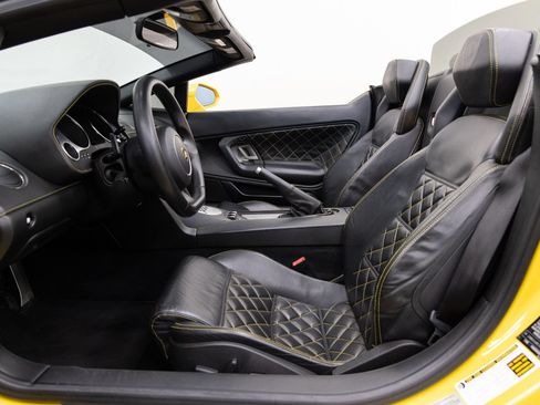 Used 2013 Lamborghini Gallardo LP 550-2 RWD image 7