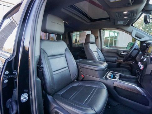 Used 2020 GMC Sierra 3500 Denali w/ Denali Ultimate Package image 34