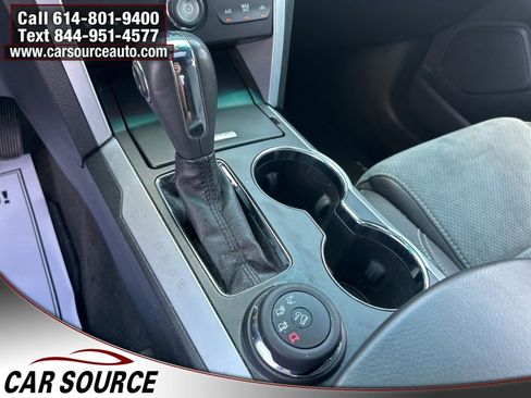 Used 2015 Ford Explorer XLT w/ Equipment Group 202B AWD/4WD image 19