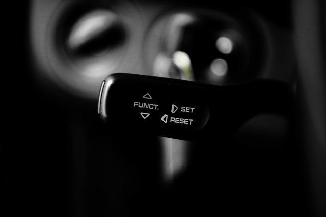 Used 2008 Porsche Cayman S RWD image 35