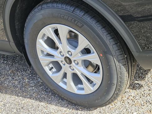 New 2026 Ford Escape Active image 9