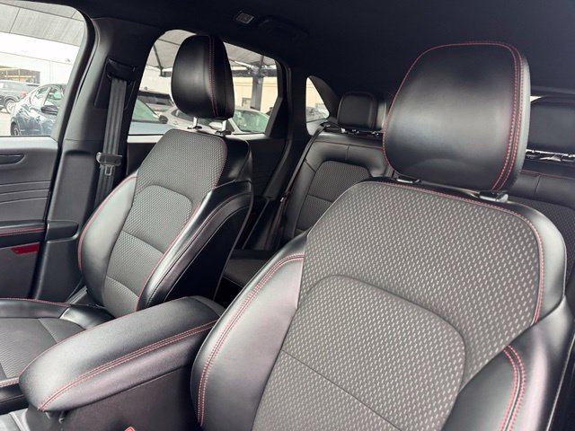 Used 2024 Ford Escape ST-Line AWD/4WD image 11
