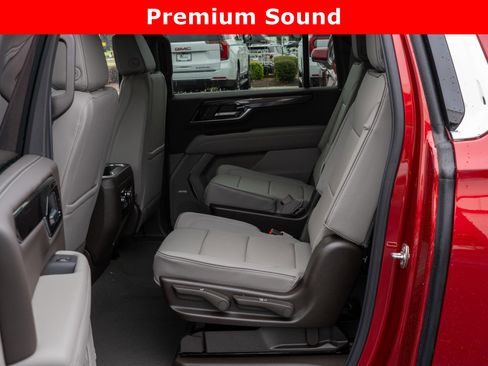 New 2026 GMC Yukon XL Elevation image 19