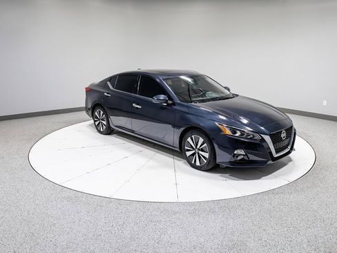 Used 2019 Nissan Altima 2.5 SV image 27