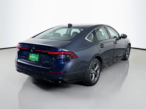 Used 2023 Honda Accord EX-L image 10