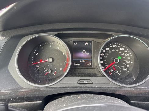 Used 2019 Volkswagen Tiguan SE w/ Panoramic Sunroof Package image 19